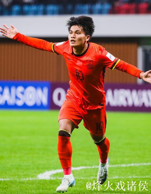 19岁蒯纪闻助攻36岁张琳芃得分 海港半程第四仍有机会 19岁蒯纪闻助攻36岁张琳芃得分 海港半程第四仍有机会